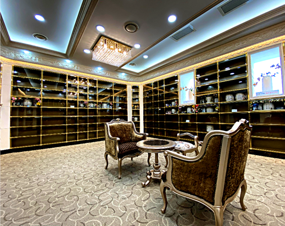 티타늄 골드 안치단 3